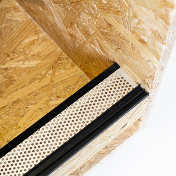 OSB terárium s 3D pozadím